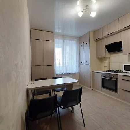 Однокімнатна Біля Автостанції, Вулиця Зацепи Apartment Lutsk Exterior photo