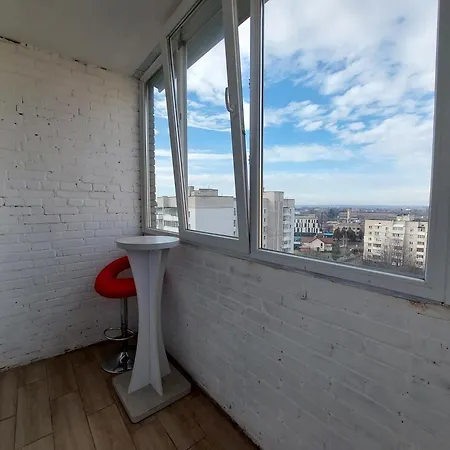 Однокімнатна Біля Автостанції, Вулиця Зацепи Apartment Lutsk Exterior photo